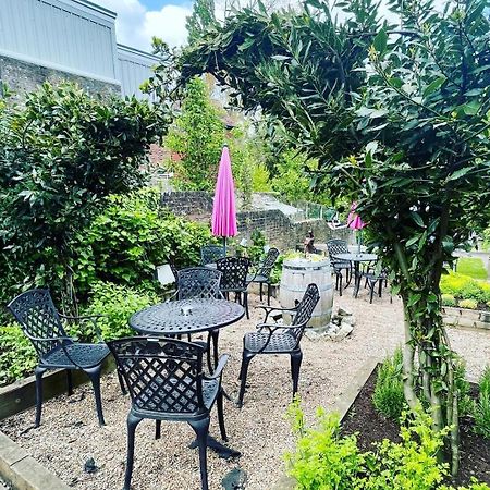 באטל The Abbey Hotel מראה חיצוני תמונה